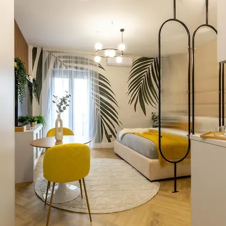 Apartment Yellow Jade Center - River View&balcony