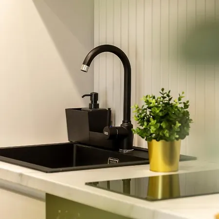 Διαμέρισμα Yellow Jade Center - River View&balcony