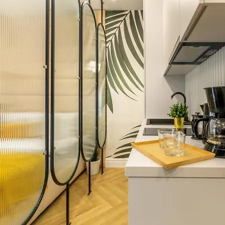 Apartment Yellow Jade Center - River View&balcony *
