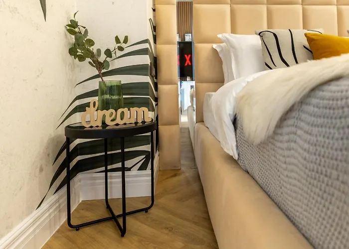 Yellow Jade Center - River View&balcony Apartman