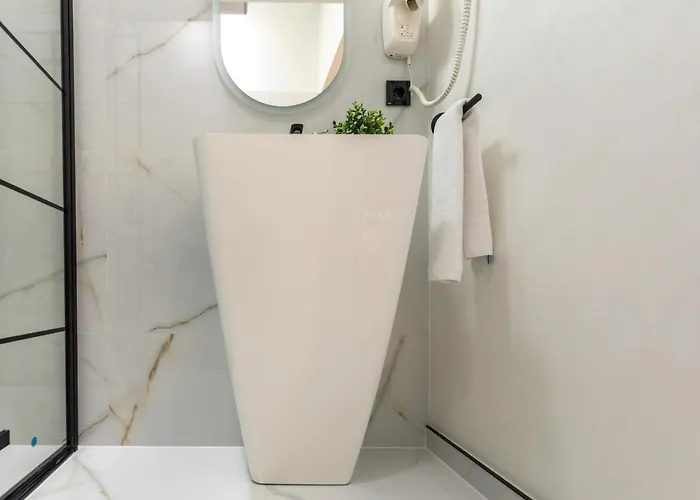 Yellow Jade Center - River View&balcony Apartman Bukarest