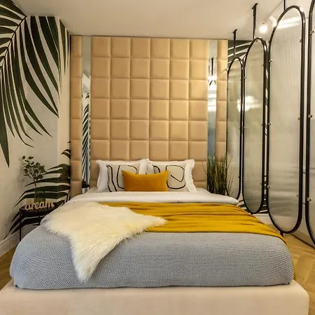 Yellow Jade Center - River View&balcony * Bucarest